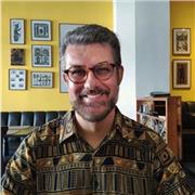 Inspirando alunos a falar inglês com segurança e desenvoltura desde 1991